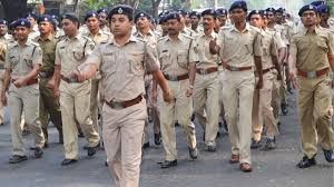 Aadhaar में बदली बायोमेट्रिक पहचान... सॉल्वर से दिलवाया एग्जाम! MP पुलिस भर्ती में बड़े फर्जीवाड़े का भंडाफोड़...