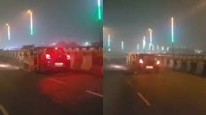 ग्रेटर नोएडा: रील बनाने के लिए गाड़ी से खींची थी पुलिस बैरिकेड, 3 गिरफ्तार....