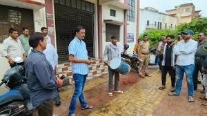 बिजली विभाग के एक्सईएन कोर्ट में नहीं हुए पेश:चीफ इंजीनियर ने दिए पेश होने के आदेश,उपभोक्ता फोरम ने जारी किया NBW....TV Newsकल तक
