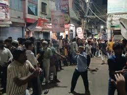 सिकंदराबाद में किन्नर समाज का पारंपरिक मेहंदी जुलूस:फूलों से हुआ स्वागत,ढोल-नगाड़ों की गूंज के साथ नगर भ्रमण...TV Newsकल तक