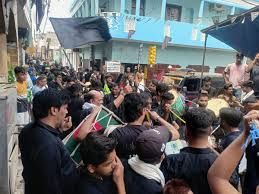मोहर्रम: सिकंदराबाद में इमाम हुसैन की याद:काजीवाड़ा इमामबाड़े से अलम का जुलूस निकला..TV Newsकल तक