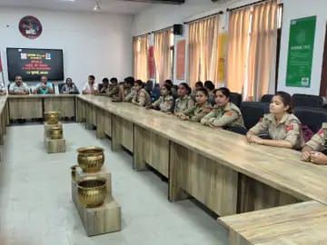 डीपीबीएस कॉलेज में एनसीसी कैडेट्स के लिए विशेष कार्यक्रम:विशेषज्ञों ने दी जानकारी,कौशल विकास से रोजगार और समृद्धि पर विचार गोष्ठी...TV Newsकल तक