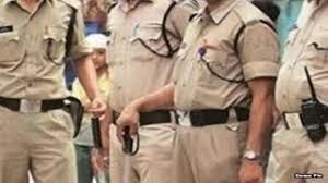 हापुड़ से अलीगढ़ सीमा तक पुलिस तैनात:कांवड़ यात्रा की सुरक्षा के लिए जिले में कड़े इंतजाम,ड्रोन से हो रही निगरानी...TV Newsकल तक