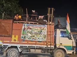 औरंगाबाद में कावड़ यात्रा के दौरान हादसा:पुलिस ने संभाला मामला,डीजे का कॉलम गिरने से कावड़िए का हाथ टूटा...TV Newsकल तक