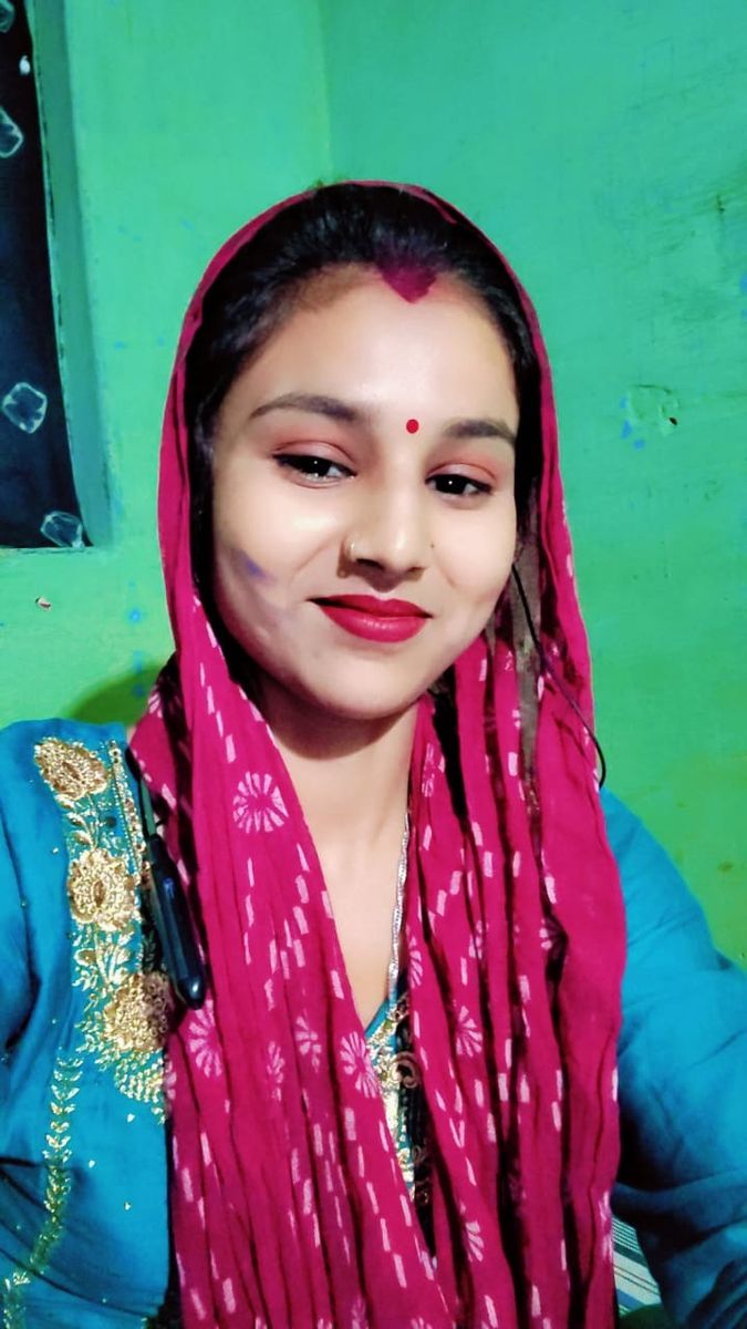 खुर्जा में विवाहिता ने सुसाइड किया:घरेलू विवाद के बाद फांसी लगाई,एक साल पहले हुई थी शादी...TV Newsकल तक