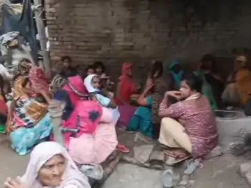 स्याना में रामपुर सांसद बोले- ईस्ट इंडिया कंपनी गई तो वेस्ट आई:महात्मा गांधी को अपने ही देश में अजनबी बना दिया', हमारे सपोर्टरों को बहकाया....TV News कल तक